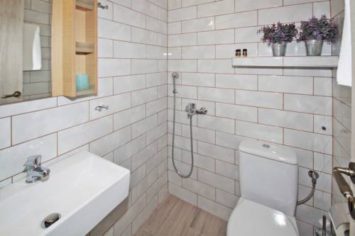 Bathroom_3, Acrothea-Apartments, Ormos Panagias